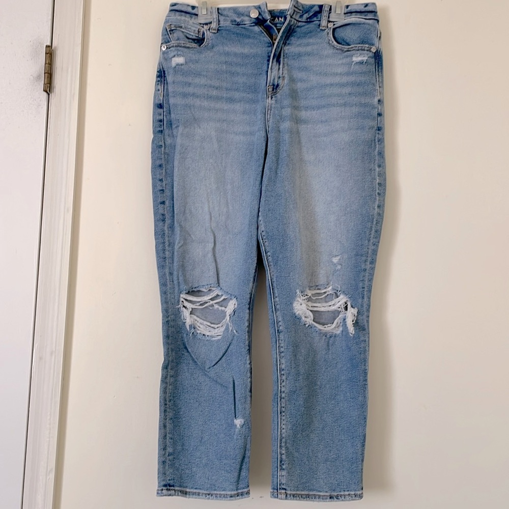 American Eagle Distressed Jeans